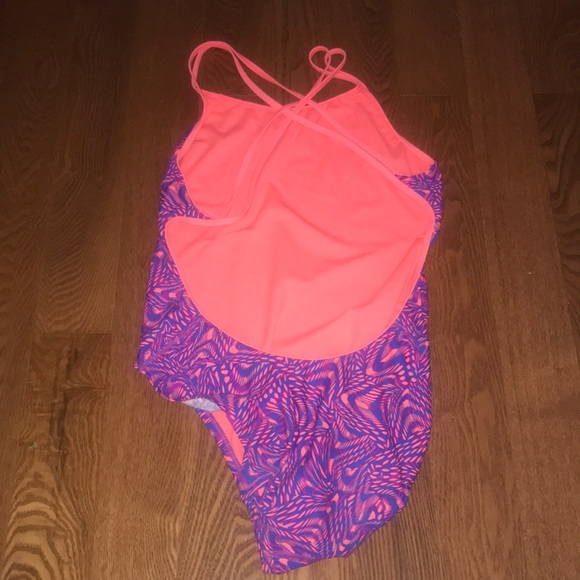 one piece swimsuit - Picture 2 of 2